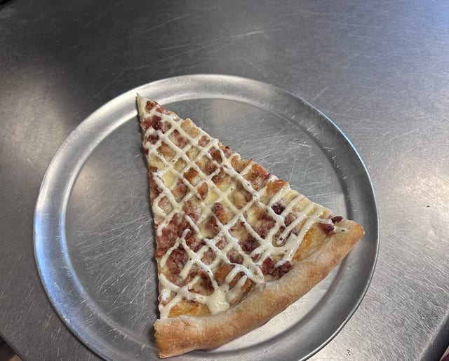 Chicken, Bacon & Ranch Pizza (Gourmet).
