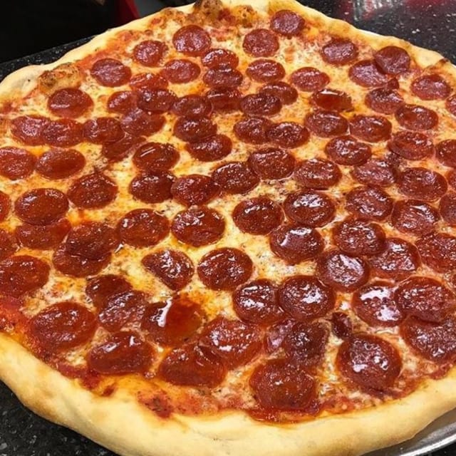 1 Topping Pizza (Large 18").
